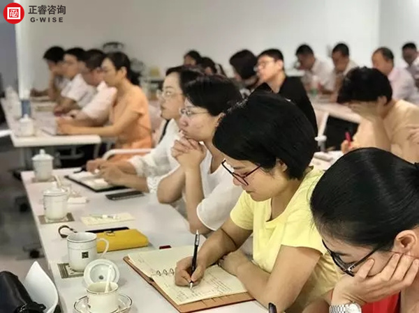 星亿商学院《赢在中层》公开课在广州圆满举办！