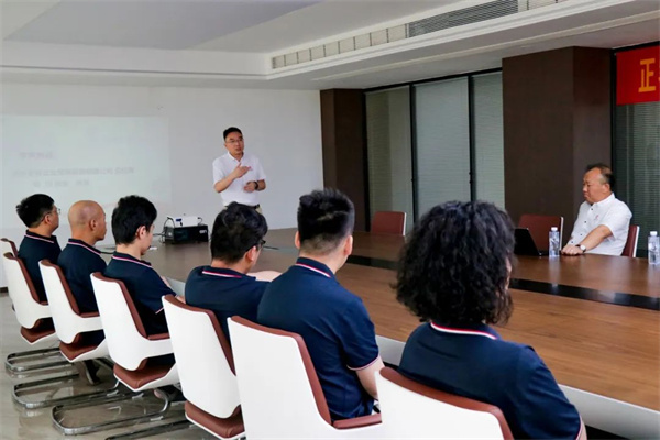 星亿温州分公司总经理刘川老师致辞
