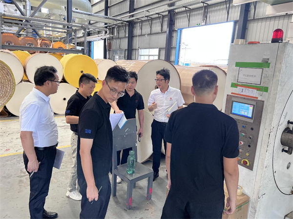 星亿老师深入企业生产一线